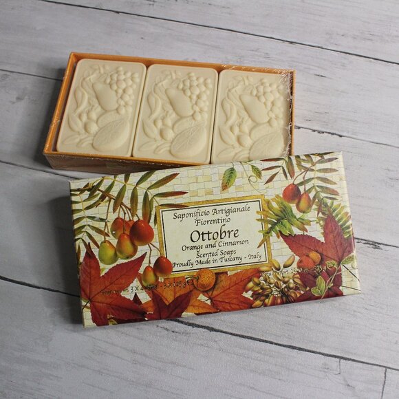Saponificio Artigianale Fiorentino Decorative Scented Soap Set Made in Italy - Picture 1 of 7
